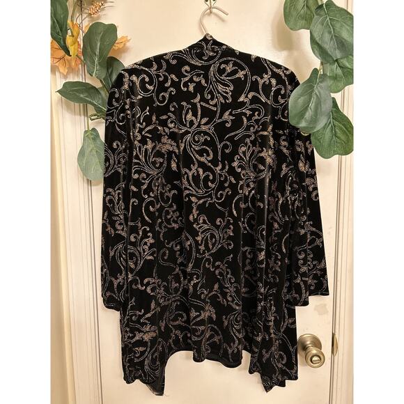 Notations Cardigans Women’s
Formal Black Burnout Floral Long Sleeve 1X Jacket - Picture 8 of 16